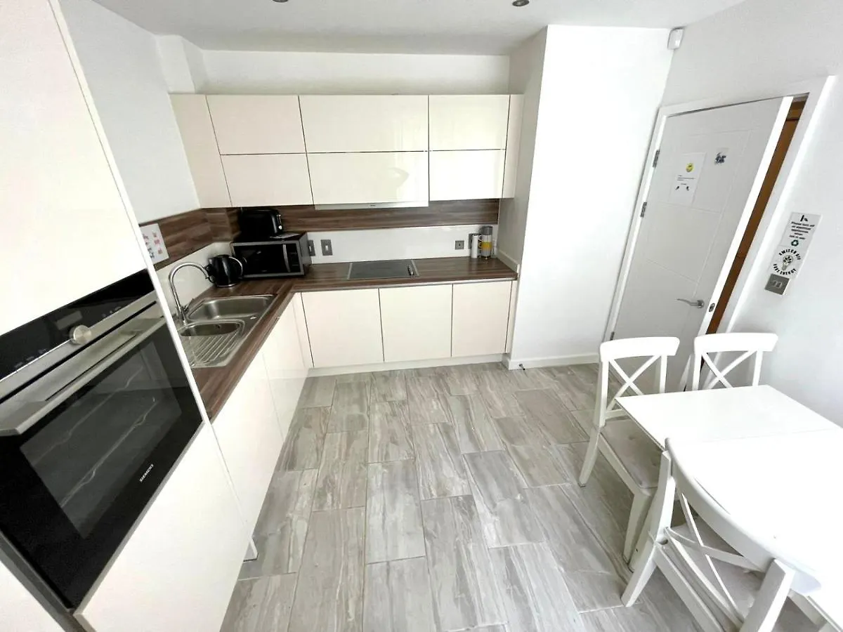 Apartment London Stratford Luxury House: Spacious Garden Retreat Near Westfield